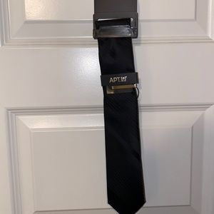 Apt. 9 Black tie